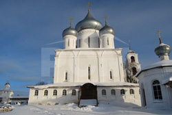 Никитский собор Никитского мужского монастыря ( 16 век )